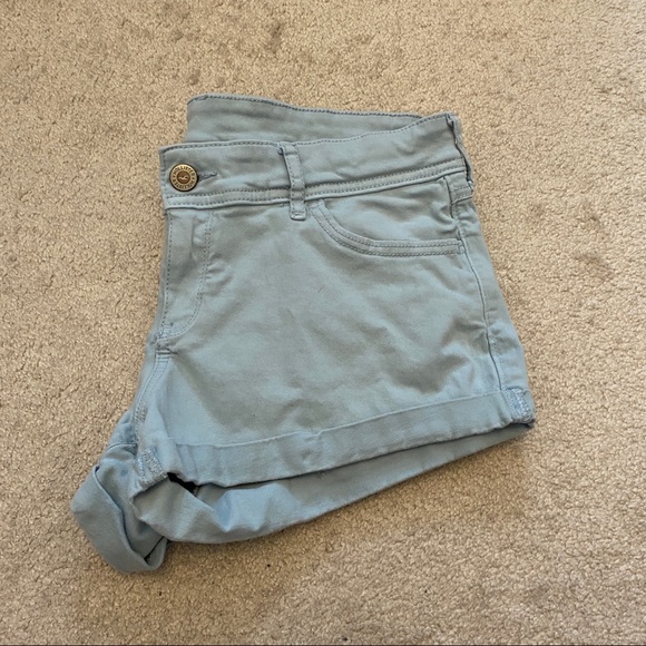 Hollister denim shorts - Picture 3 of 5